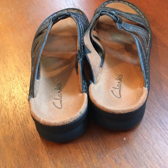 Clarks Leather Sandals - Picture 4 of 6